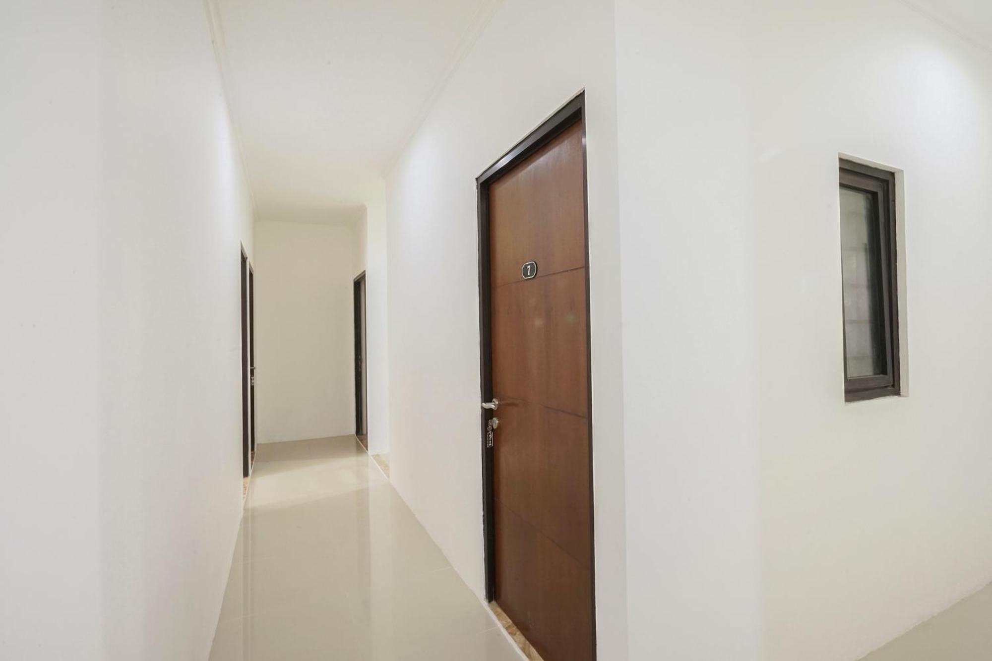 Super Oyo 2183 Cibeureum Bandung